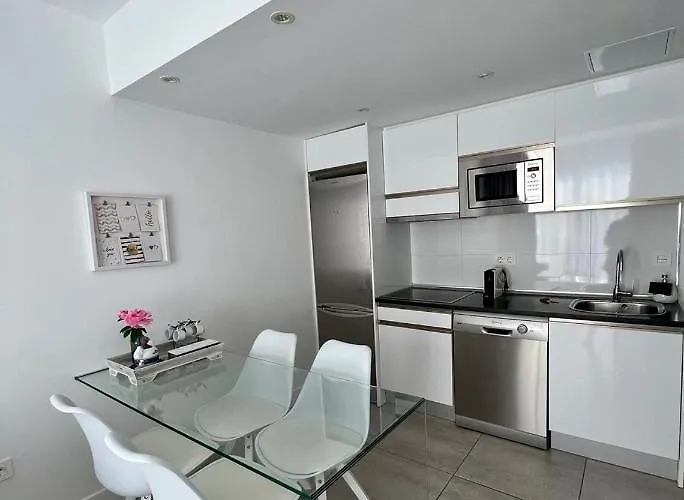 Bristol Terrace Con Giardino Privato Esterno * كوراليهو