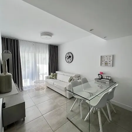 Appartamento Corralejo Bristol terrace Apartment con giardino privato esterno