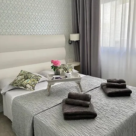 Appartamento Corralejo Bristol terrace Apartment con giardino privato esterno