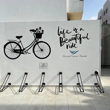 Appartamento Corralejo Bristol terrace Apartment con giardino privato esterno *