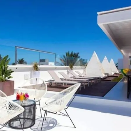 Corralejo Bristol terrace Apartment con giardino privato esterno * Corralejo